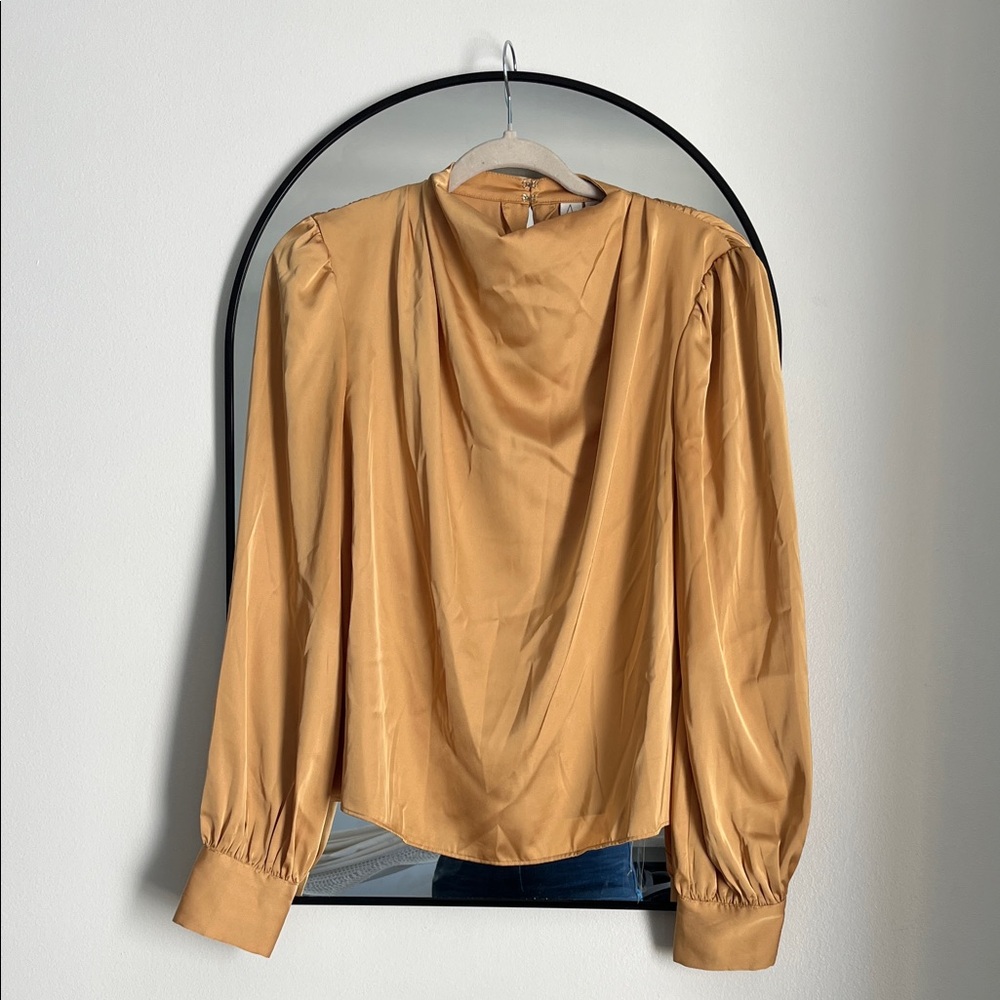 🎉5/$25 Gold draped mock neck blouse